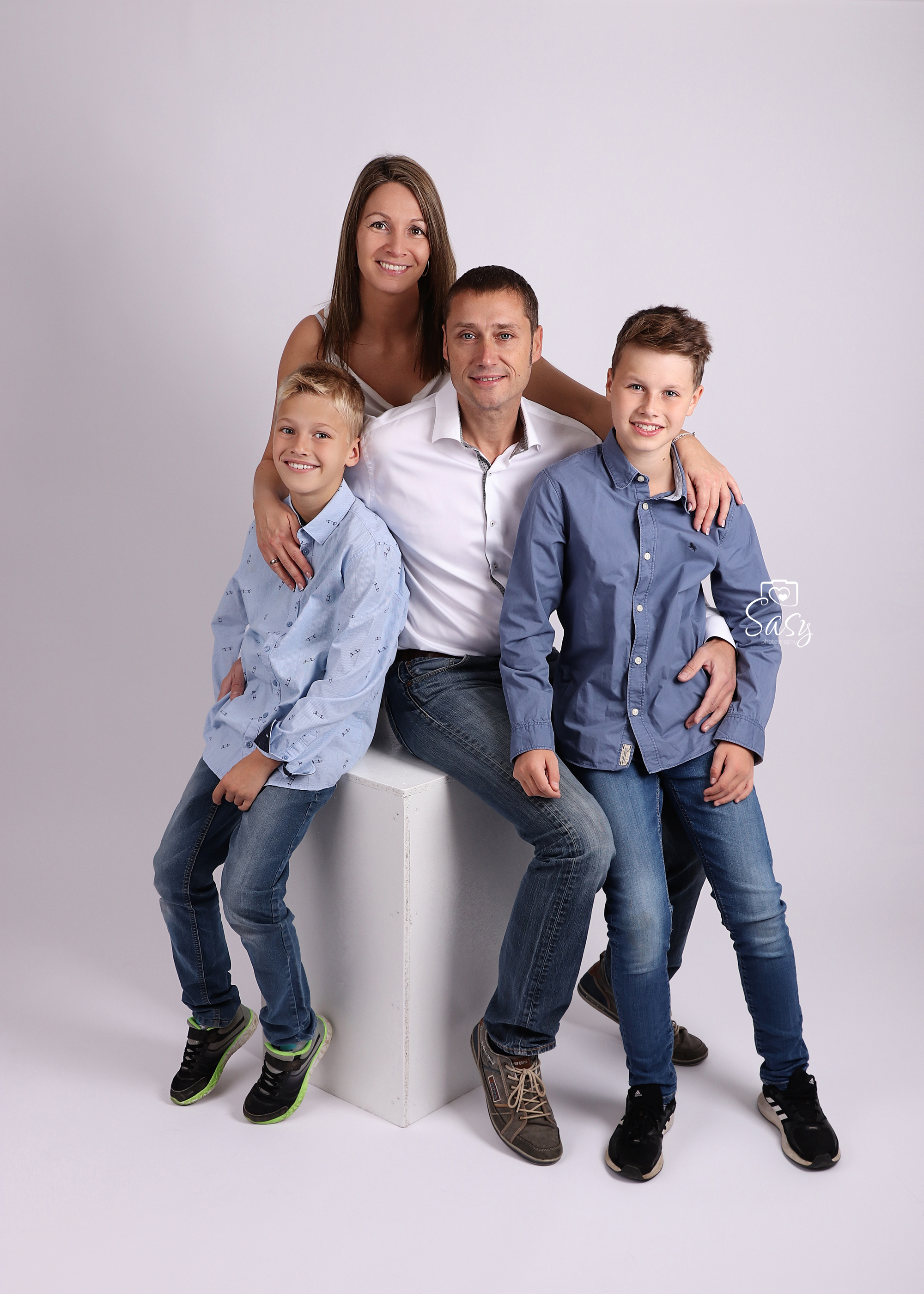 Familie gemeinsam, bei Sasy Photography