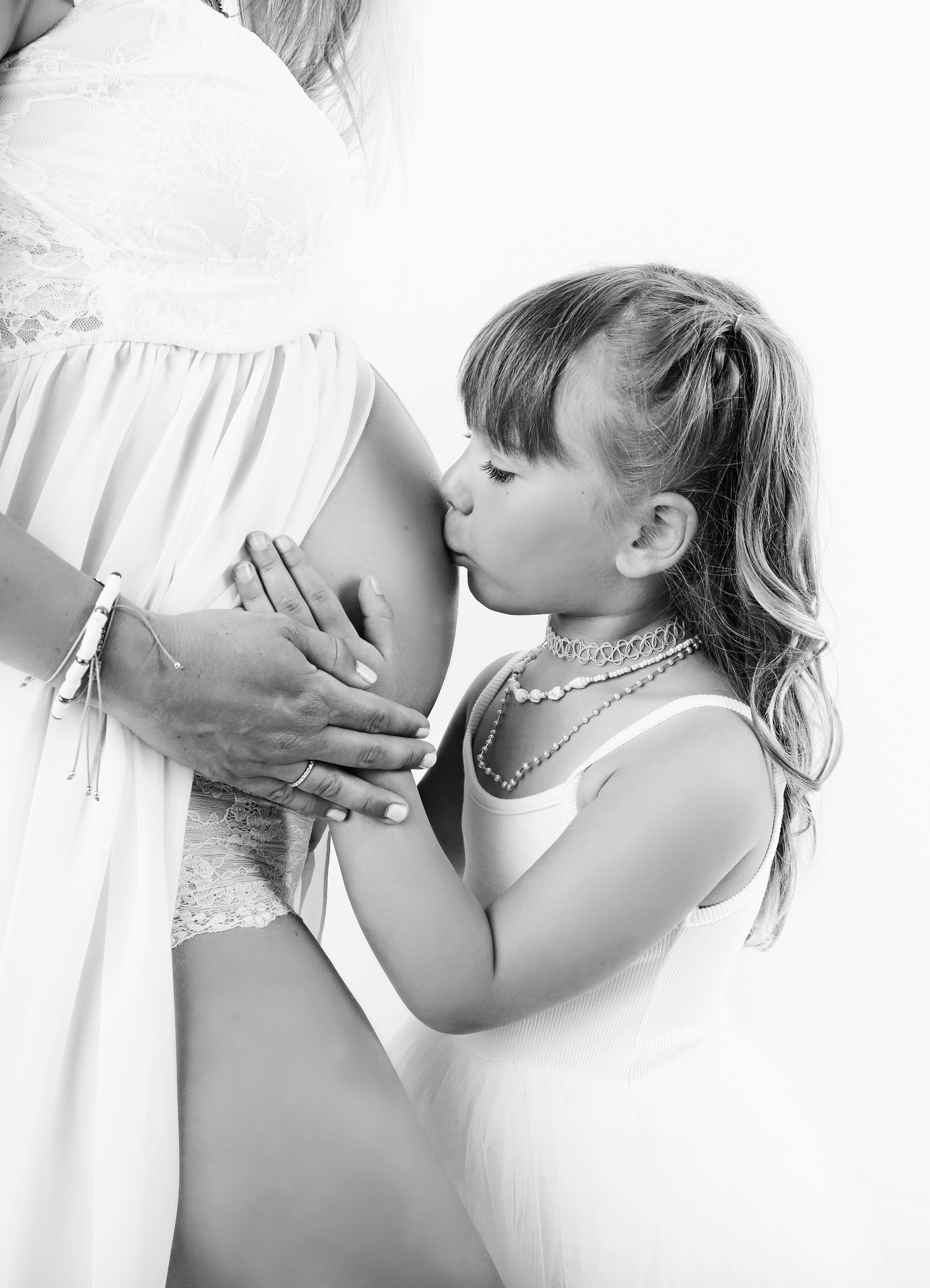 Mama und Tochter, bald zu dritt. - bei Sasy Photography